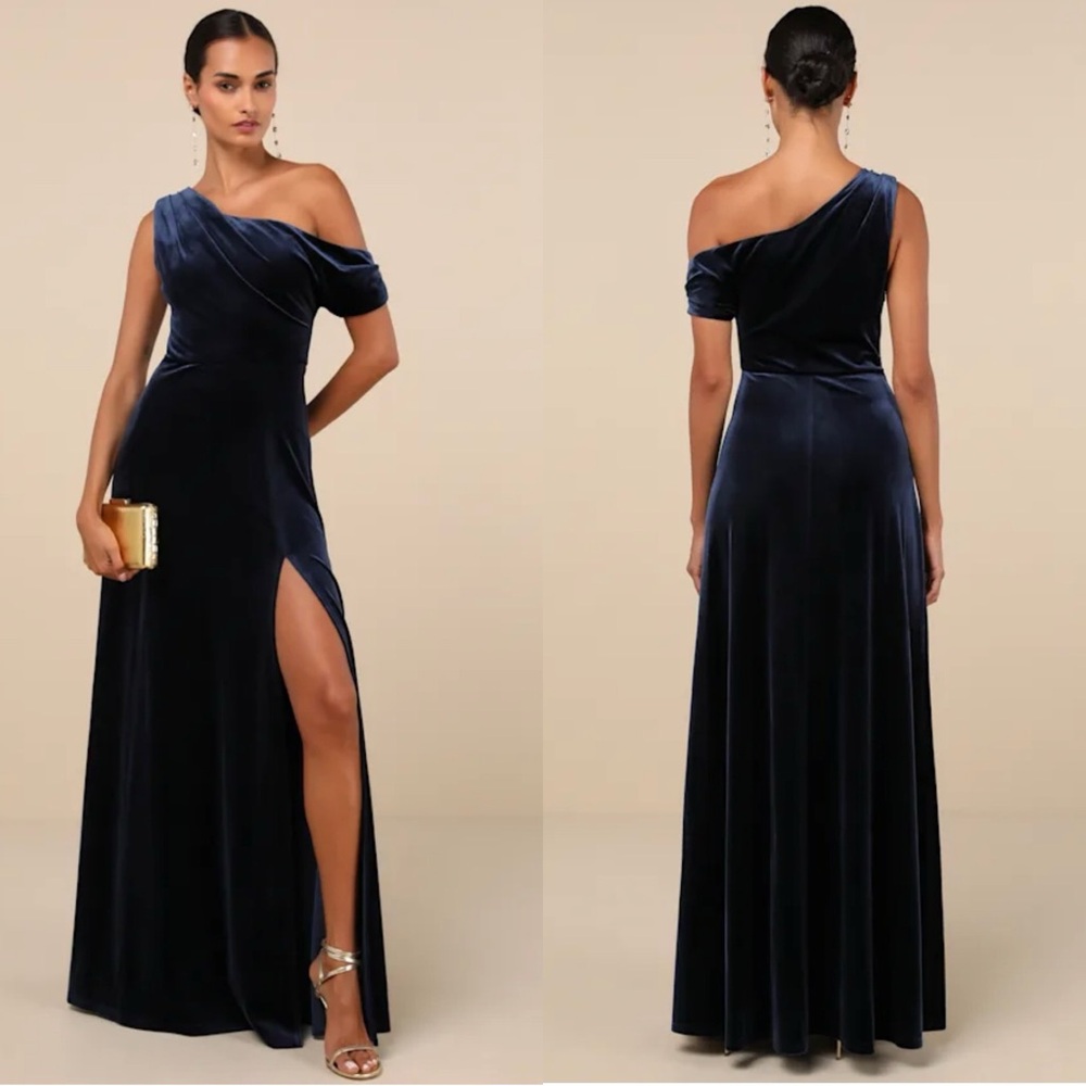 Lulu's Midnight Blue One-Shoulder Velvet Gown